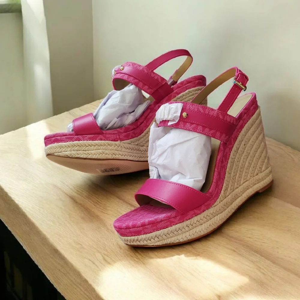Michael Kors Fuchsia Sandals for Women - Picture 5 of 5